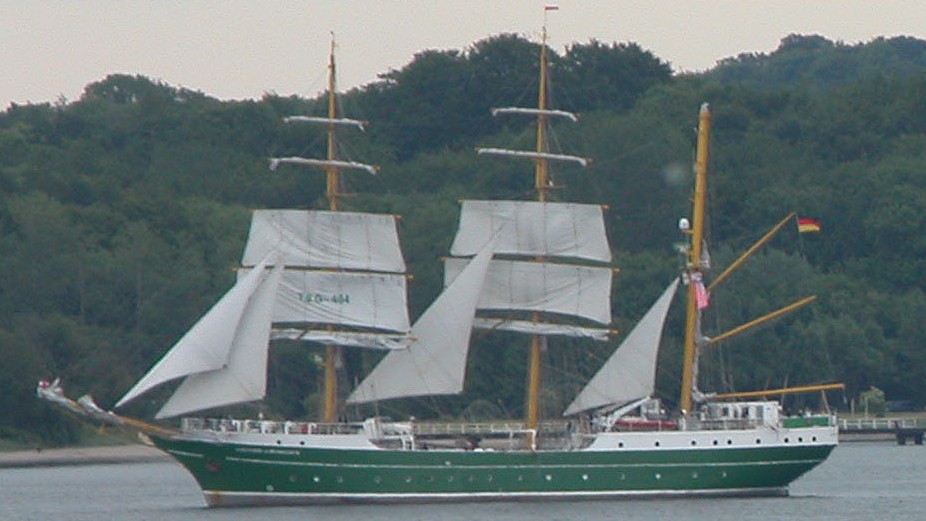 ALEX VON HUMBOLDT 2